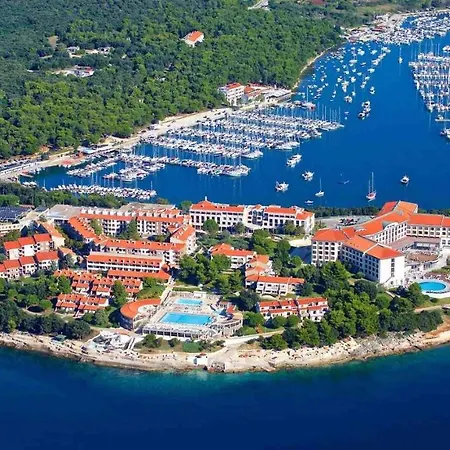 Antique Center Апартаменты *