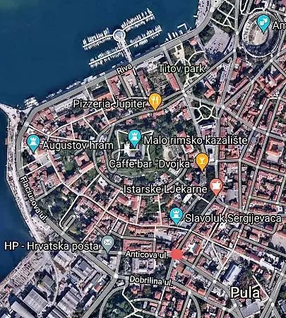 Antique Center Póla